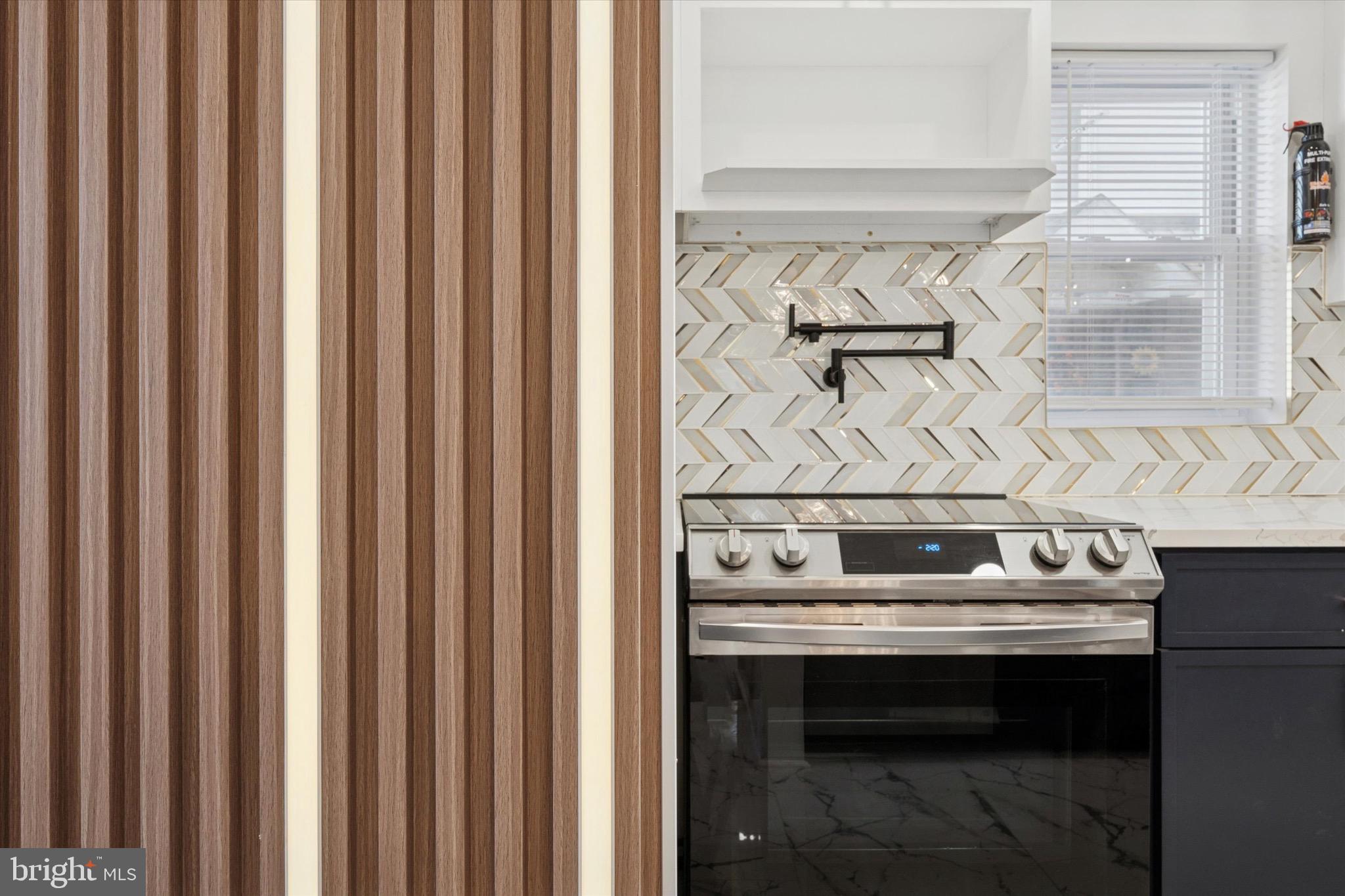 323 Derwyn Road Lansdowne, PA 19050 - Photo 9 of 50