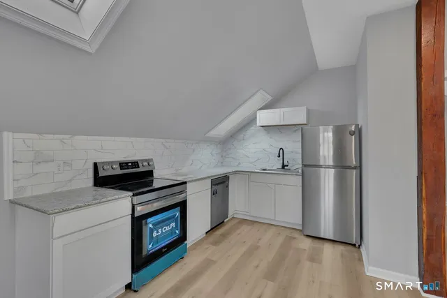 $1,500 | 196 Hartford Road, Unit B, Manchester, CT 06040