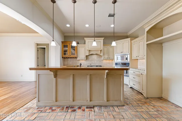 $439,900 | 101 Derby Lane, Lafayette, LA 70508