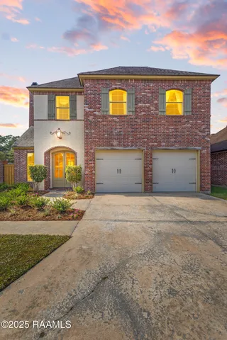 $439,900 | 101 Derby Lane, Lafayette, LA 70508