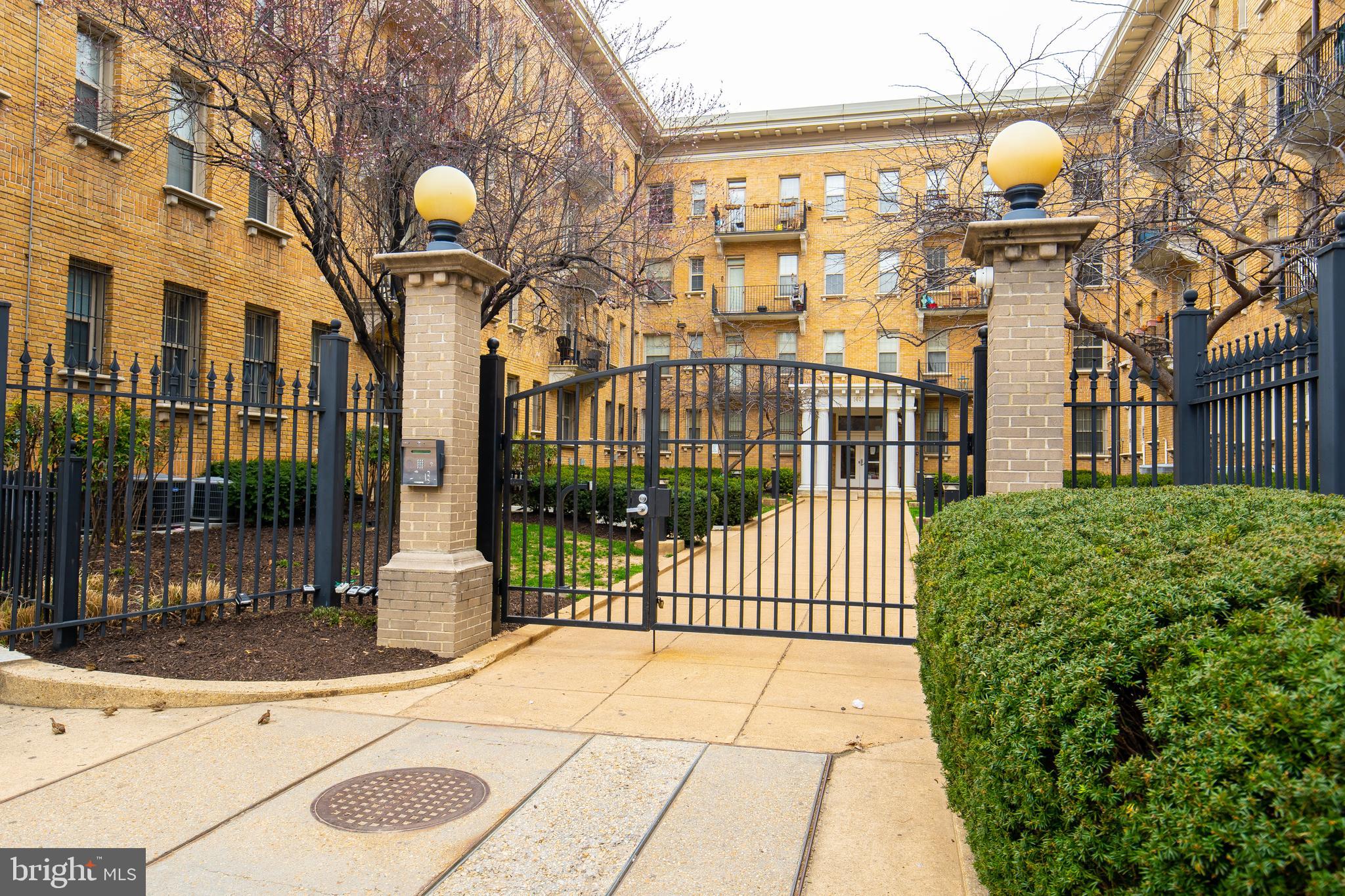 1401 Columbia Road Northwest, Unit 303 Washington, DC 20009 - Photo 1 of 20