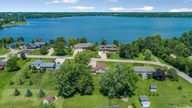 $380,000 | 4320 Roberds Lk Trail, Faribault, MN 55021