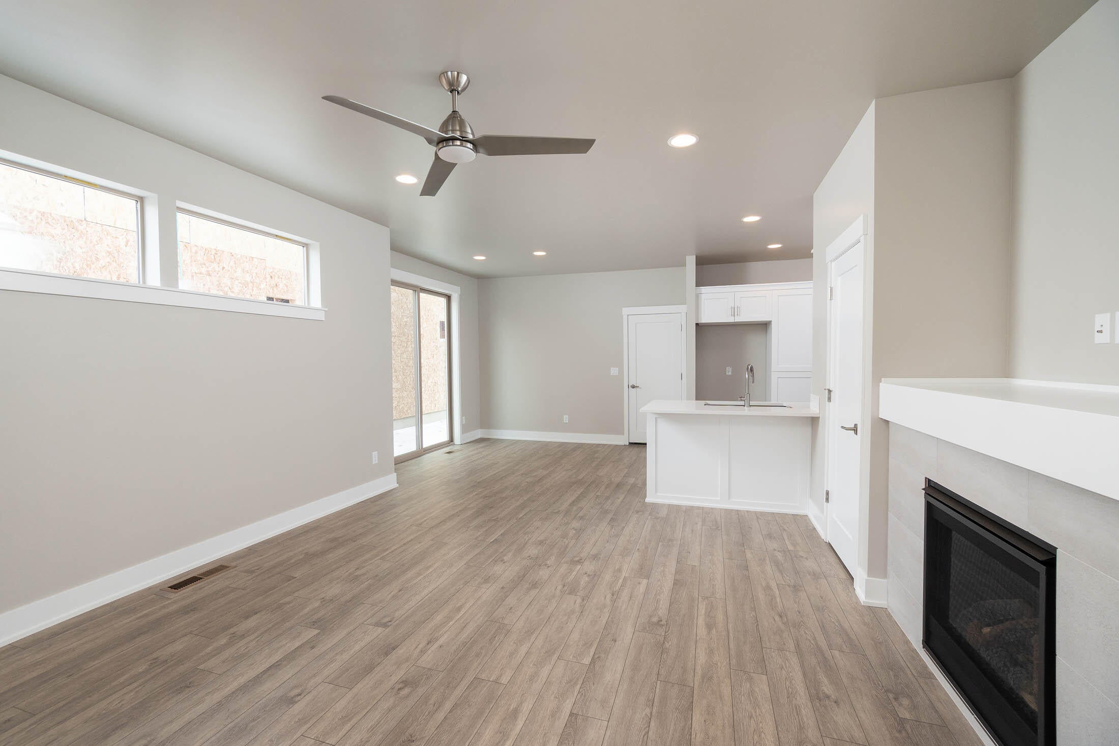 4565 Southwest 36th Street Redmond, OR 97756 - Photo 6 of 33 4565 SW 36th st 030 copy