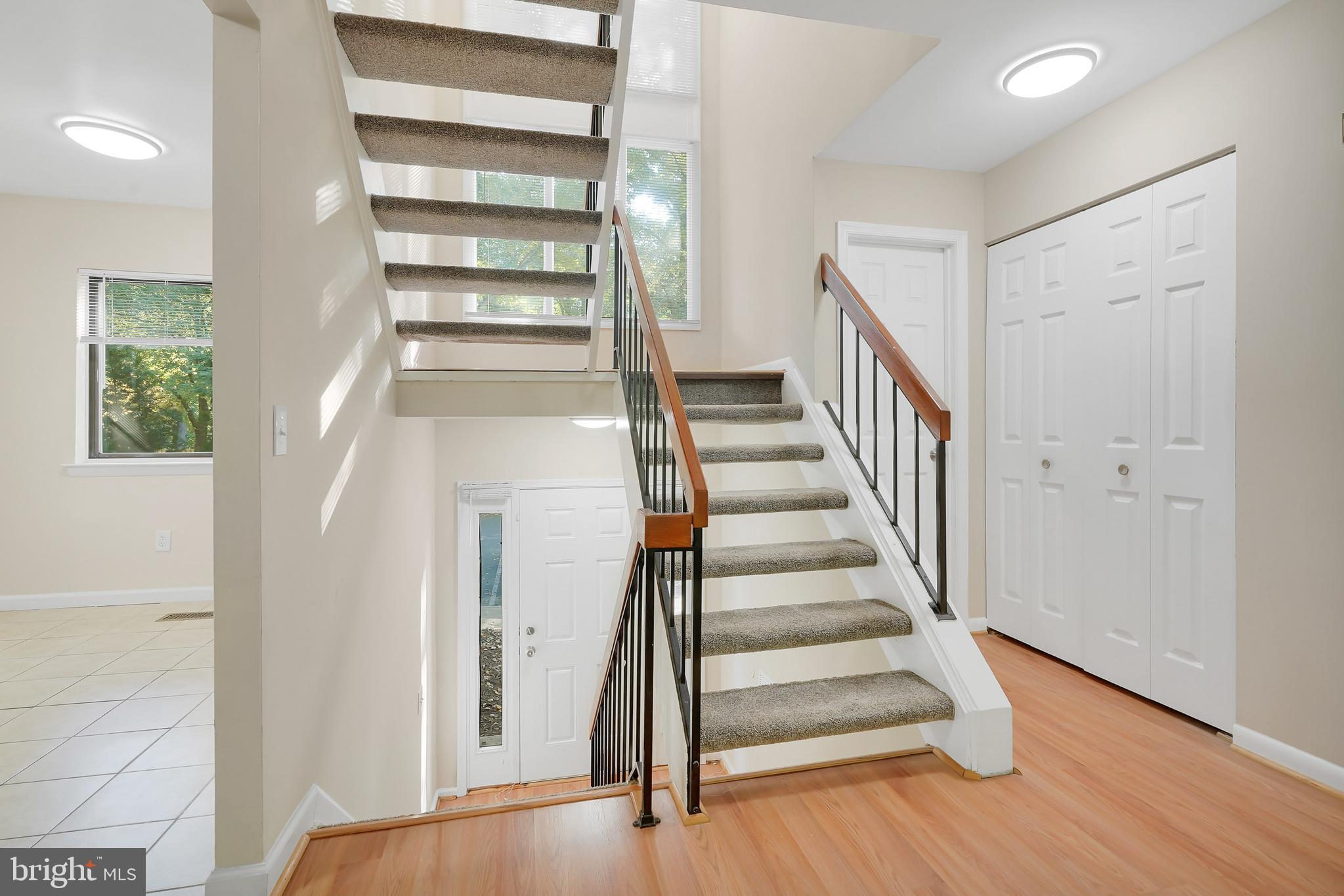 11962 Barrel Cooper Court Reston, VA 20191 - Photo 3 of 41 Gallery Image 3