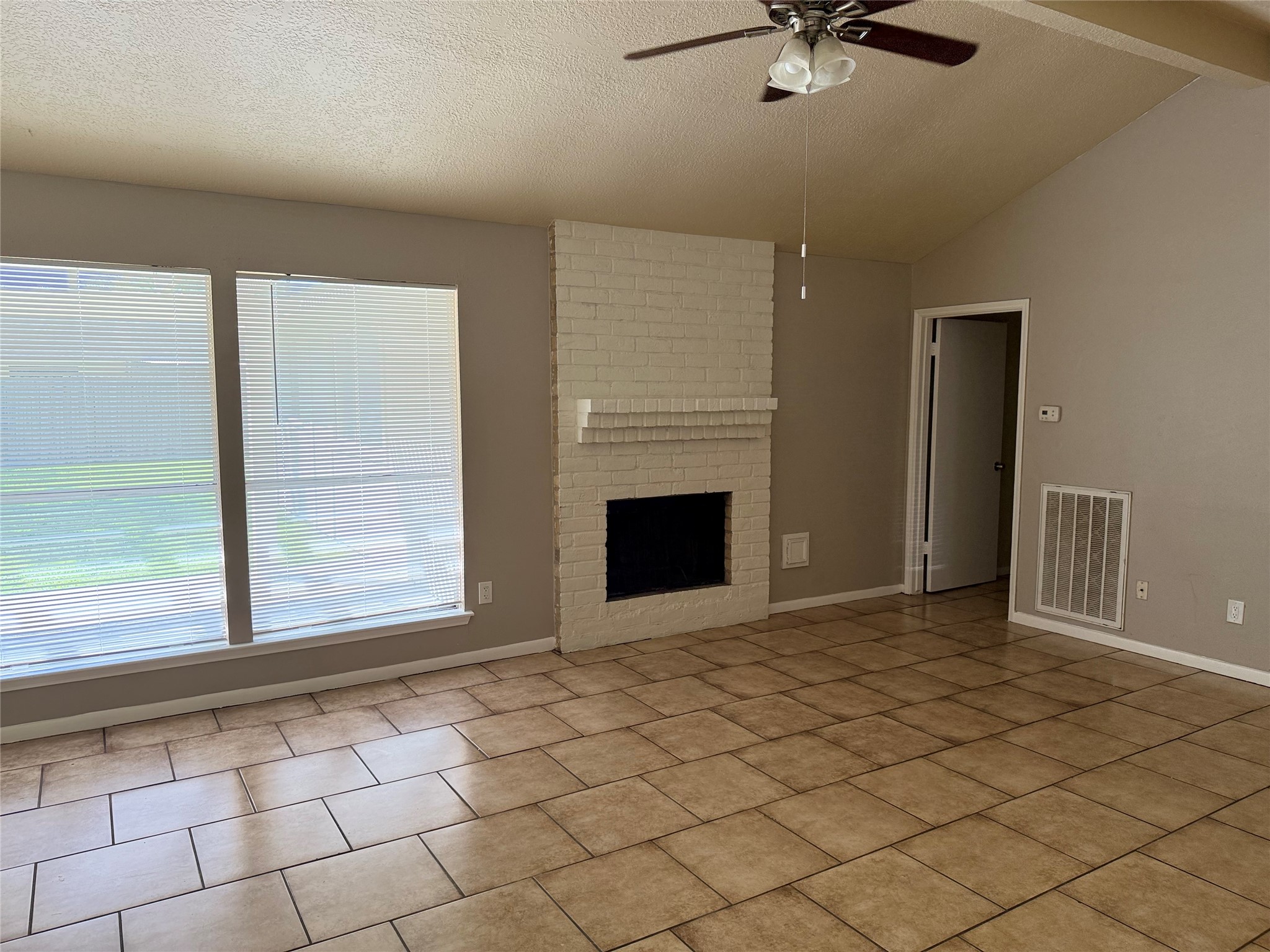 6610 Addicks Clodine Road Houston, TX 77083 - Photo 16 of 33 Gallery Image 16