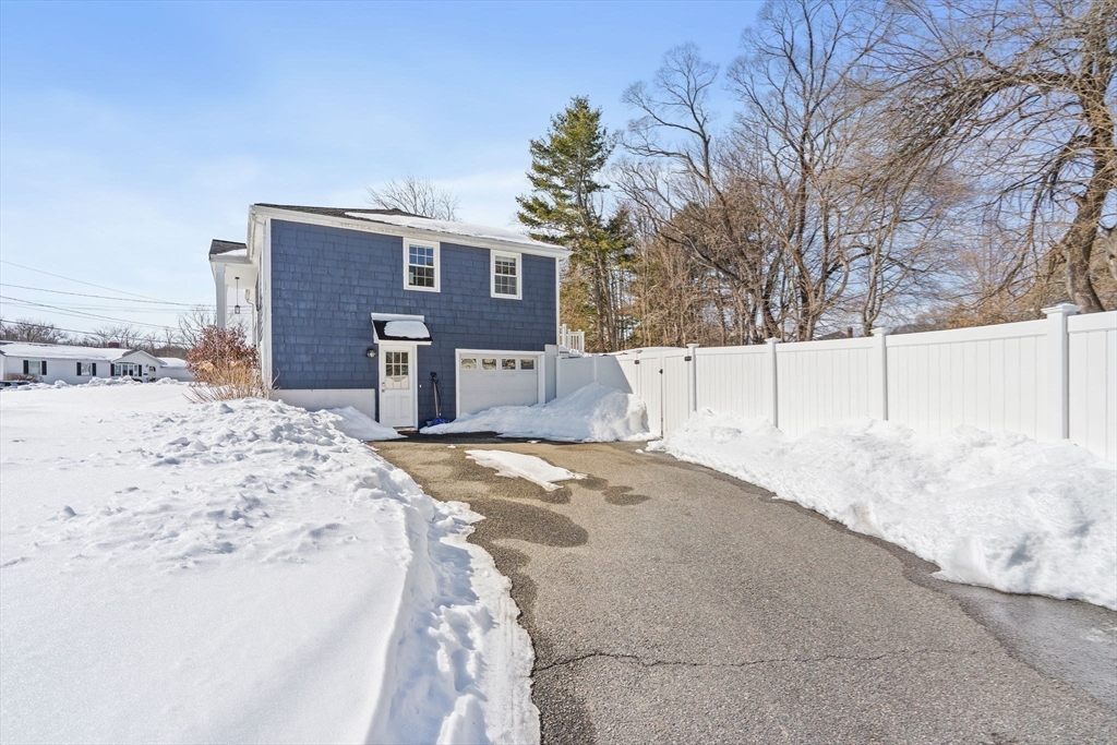 56 Puddingstone Lane Bellingham, MA 02019 - Photo 31 of 42