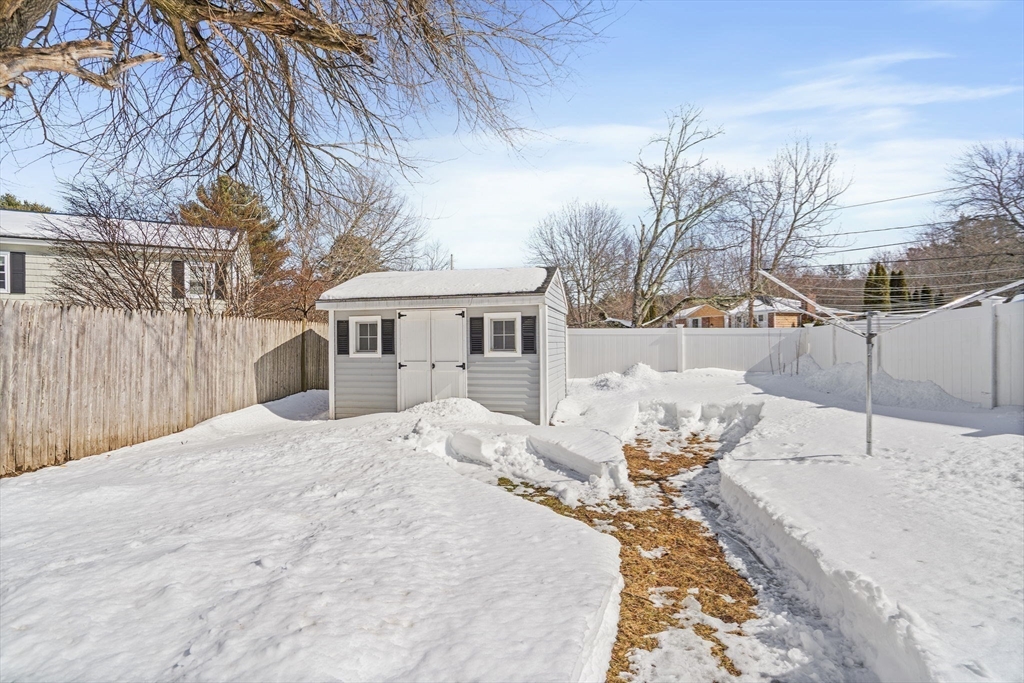 56 Puddingstone Lane Bellingham, MA 02019 - Photo 33 of 42