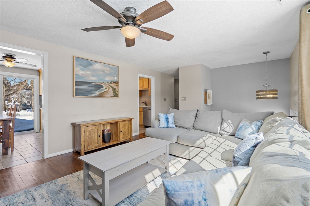 56 Puddingstone Lane Bellingham, MA 02019 - Photo 6 of 42