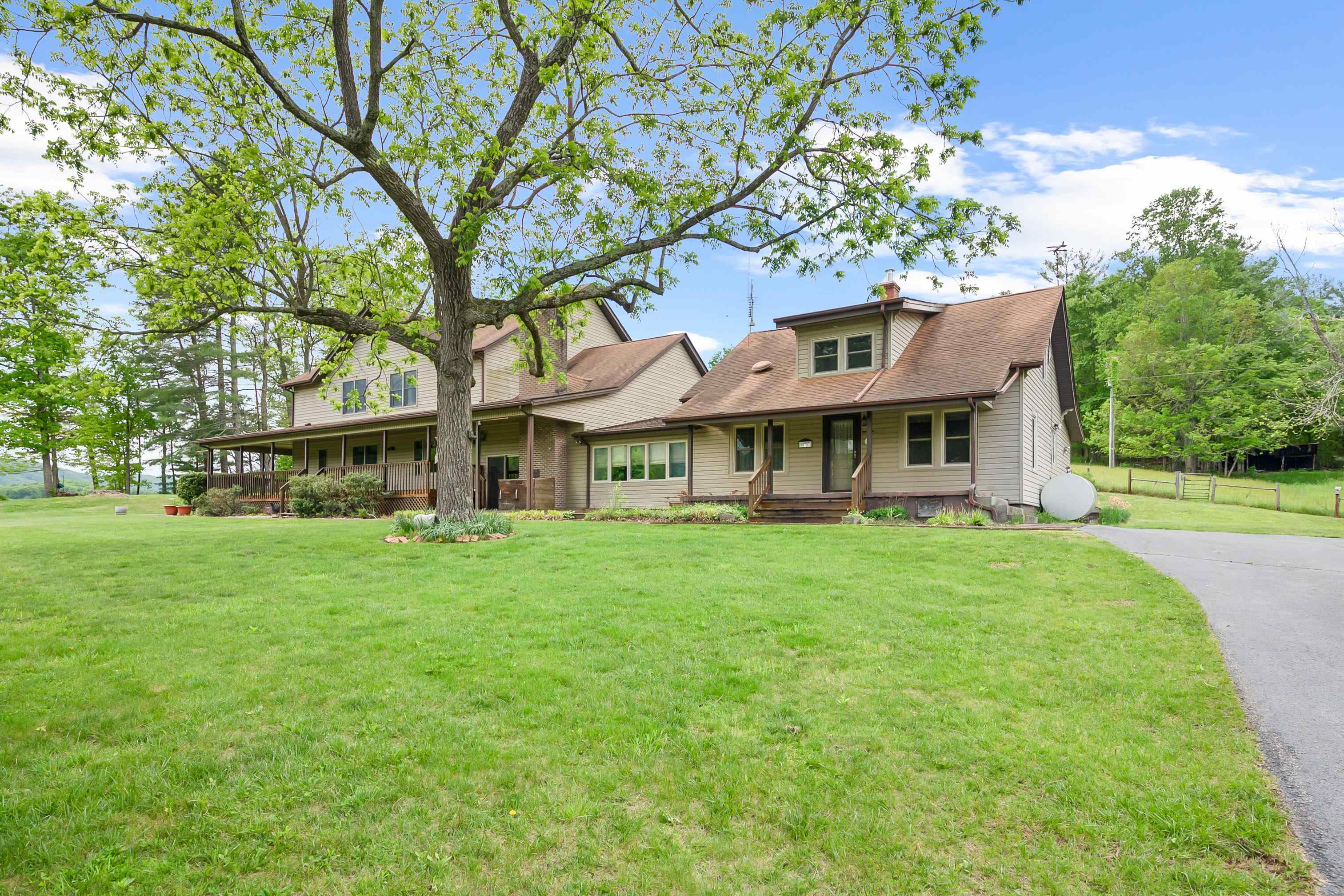 953 Little Creek Road Dublin, VA 24084 - Photo 9 of 124 Gallery Image 9