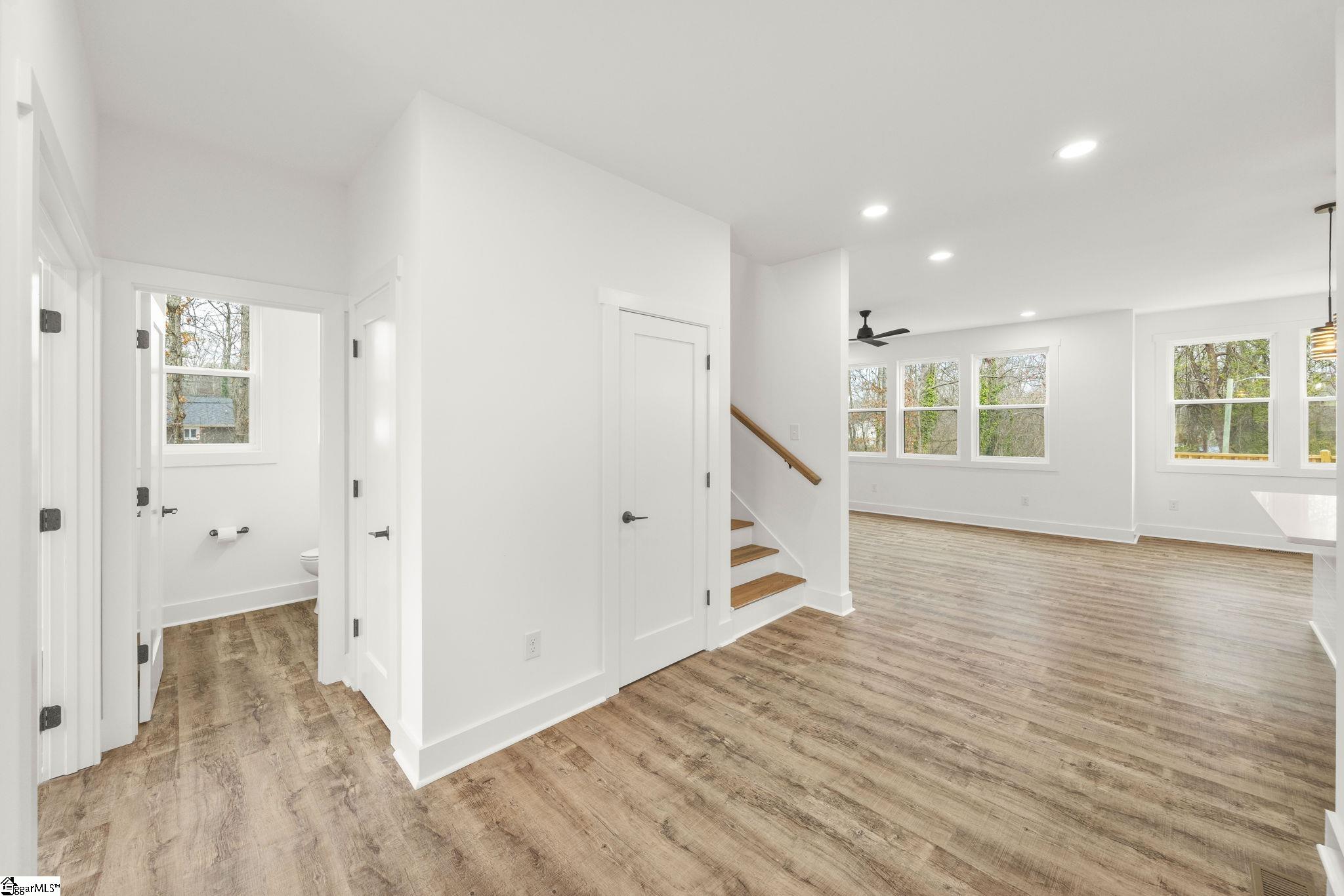 5 Bane Road Taylors, SC 29687 - Photo 6 of 41 Gallery Image 6
