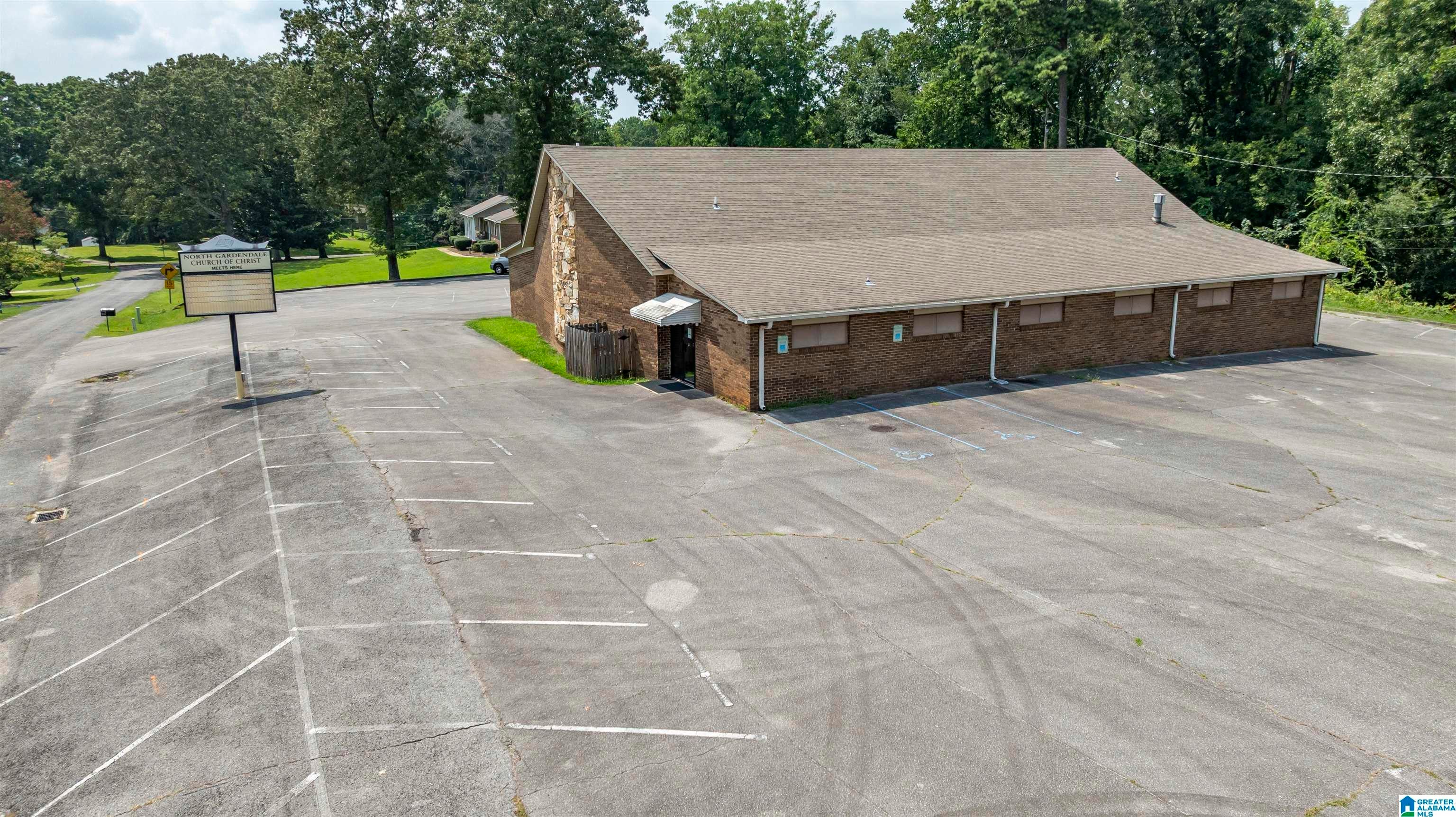 380 B Hickory Road Gardendale, AL 35071 - Photo 68 of 77 Gallery Image 68