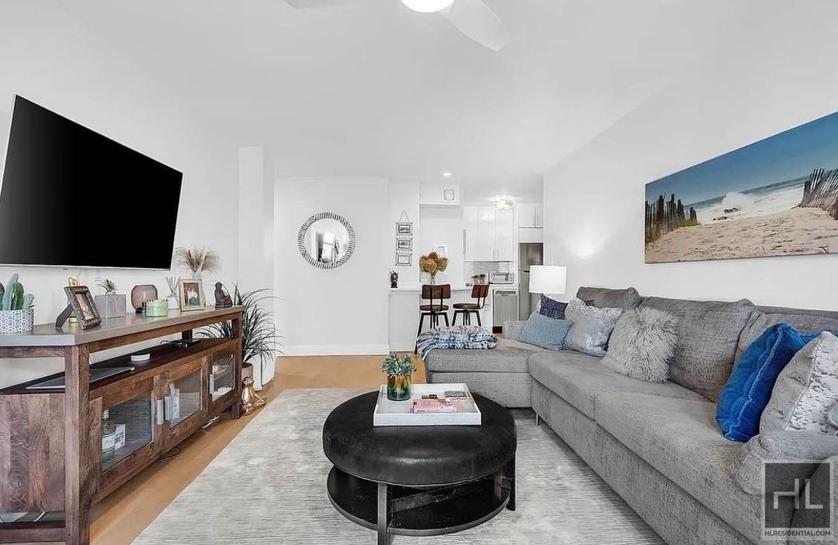 160 East 27th Street, Unit 12BA Manhattan, NY 10016 - Photo 2 of 8 Photo 2