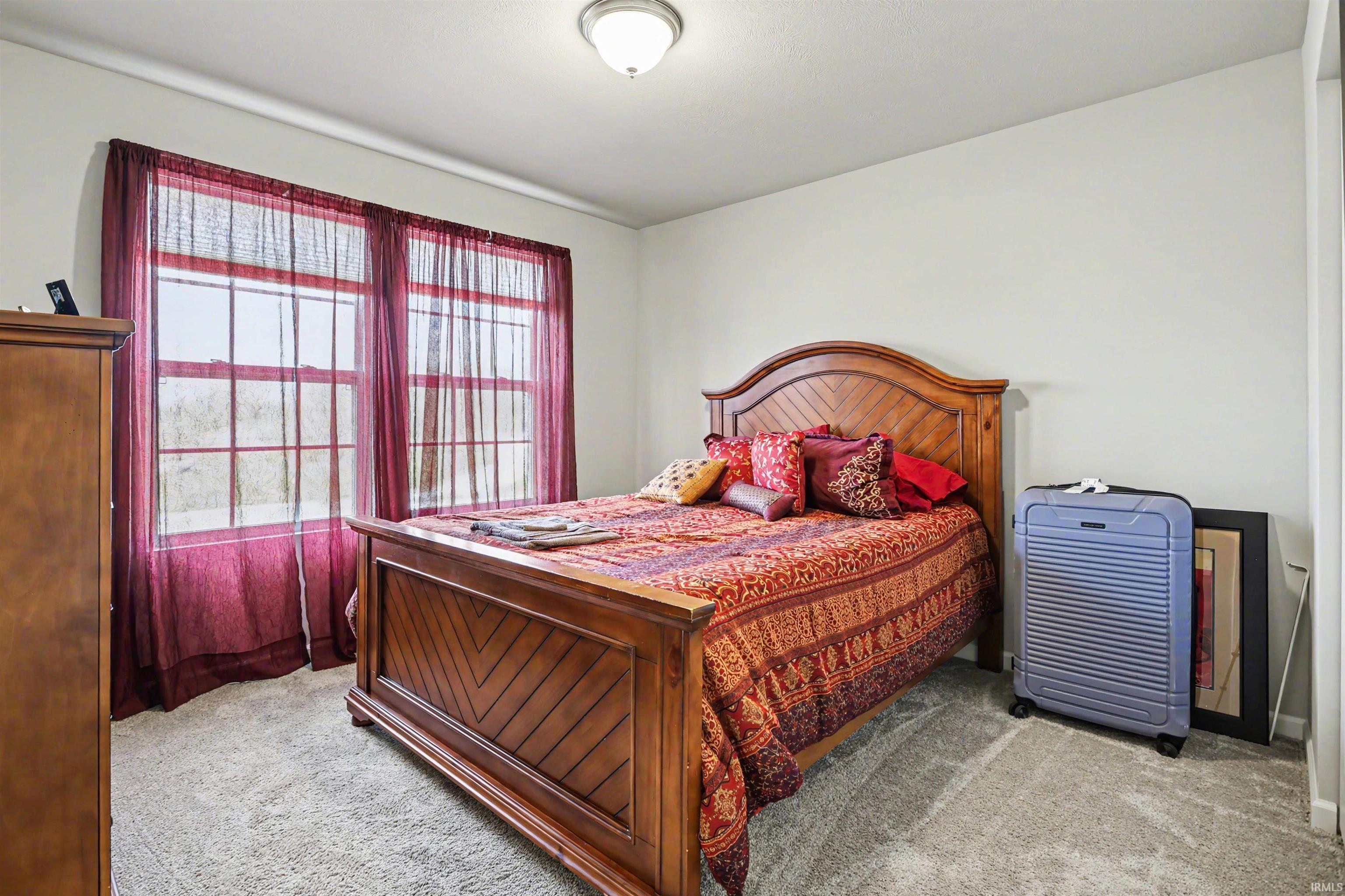 10050 Roszalka Court Granger, IN 46530 - Photo 13 of 32