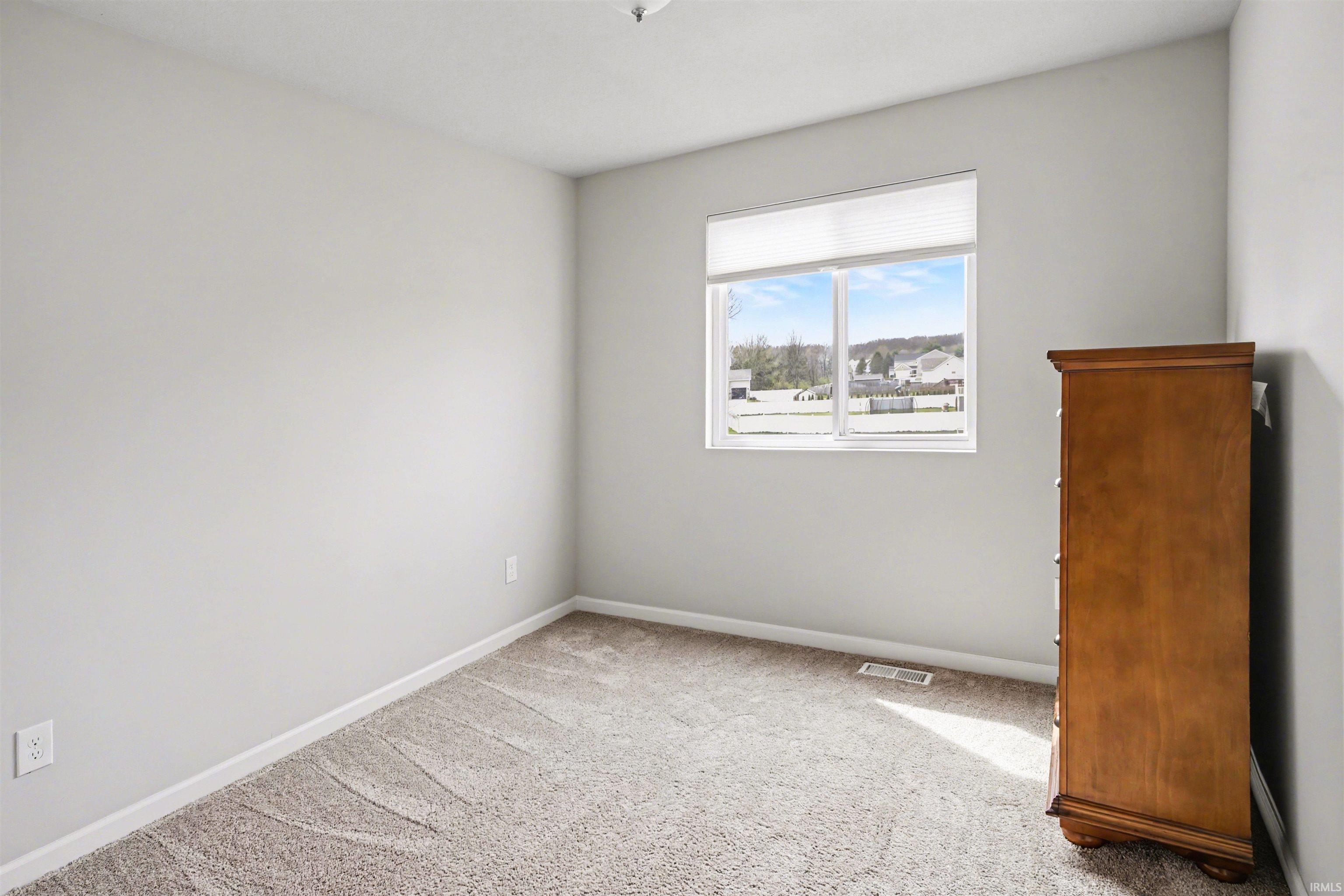 10050 Roszalka Court Granger, IN 46530 - Photo 16 of 32