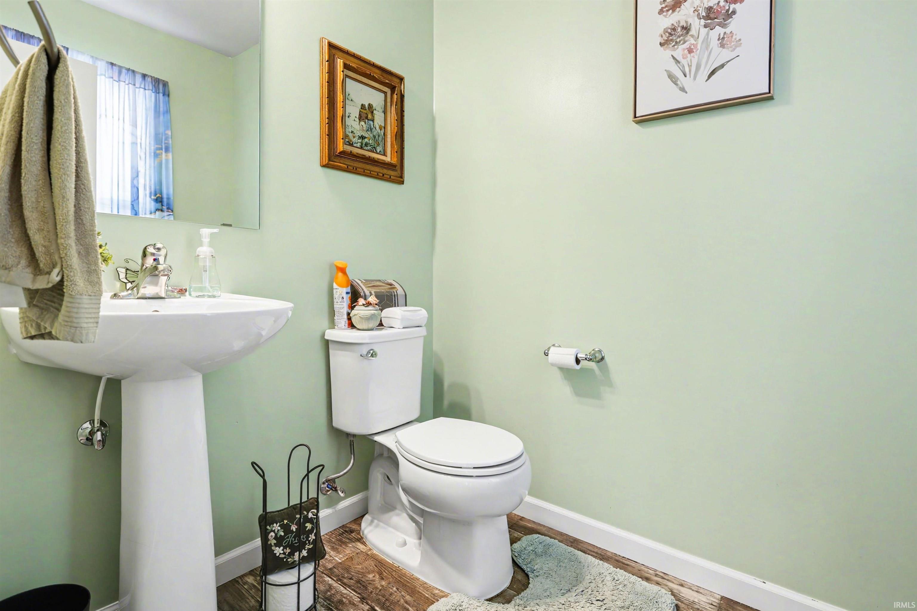 10050 Roszalka Court Granger, IN 46530 - Photo 3 of 32