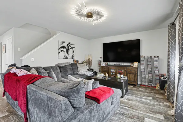 $615,000 | 10050 Roszalka Court, Granger, IN 46530