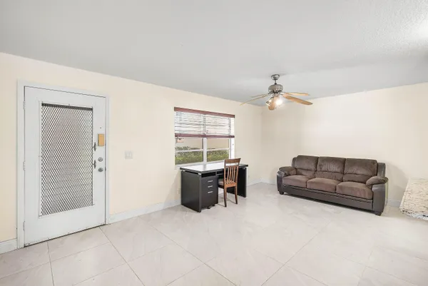 $99,500 | 447 Burgundy North, Delray Beach, FL 33484