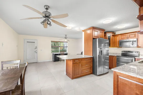$99,500 | 447 Burgundy North, Delray Beach, FL 33484