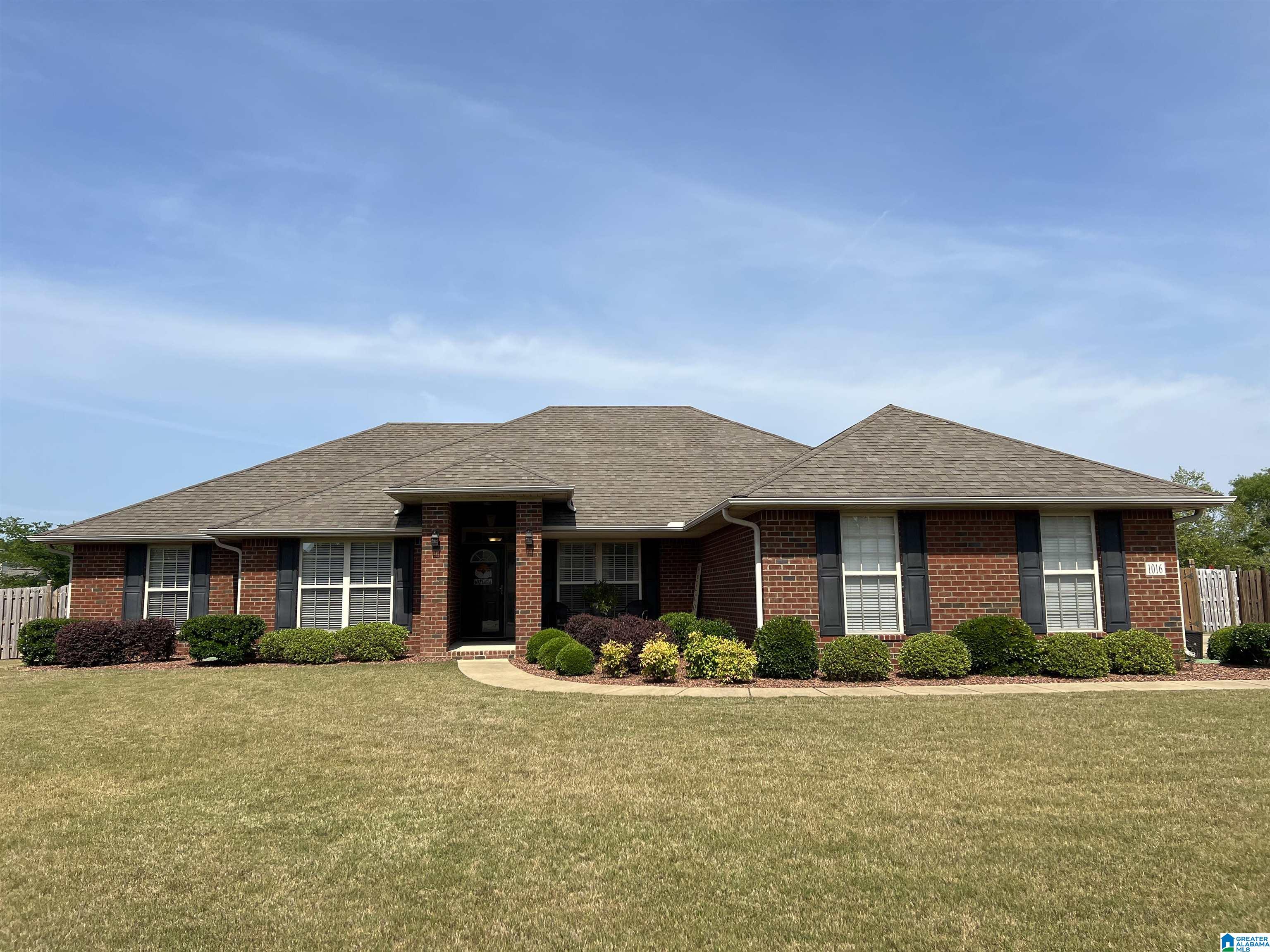 1016 Conner Circle Alabaster, AL 35007 - Photo 1 of 50