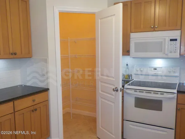 $2,650 | 1761 Oak Grove Drive South, Green Cove Springs, FL 32043