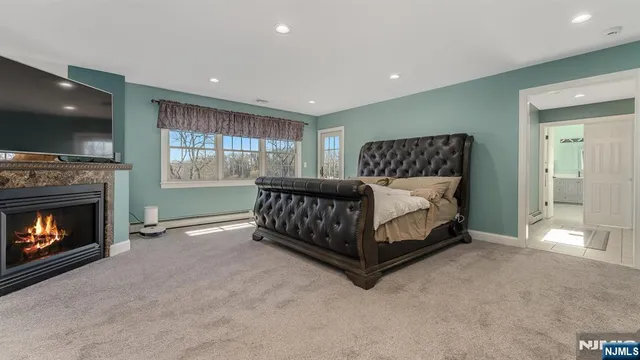 $1,375,000 | 3 Alexandria Overlook, Milford, NJ 08848