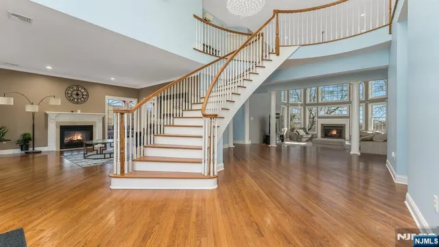 $1,375,000 | 3 Alexandria Overlook, Milford, NJ 08848