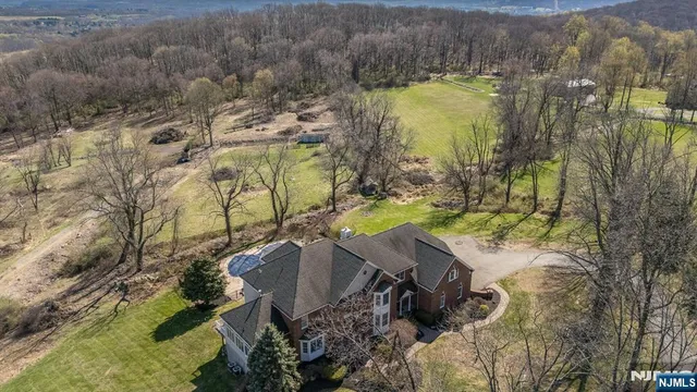 $1,375,000 | 3 Alexandria Overlook, Milford, NJ 08848