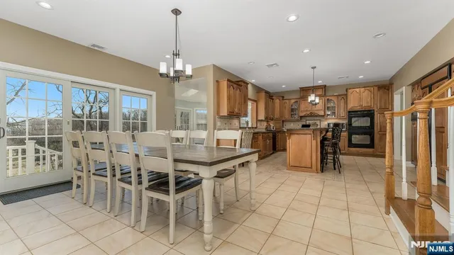 $1,375,000 | 3 Alexandria Overlook, Milford, NJ 08848