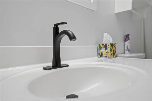 $255,000 | 213 Thomas Street, Weston, MO 64098