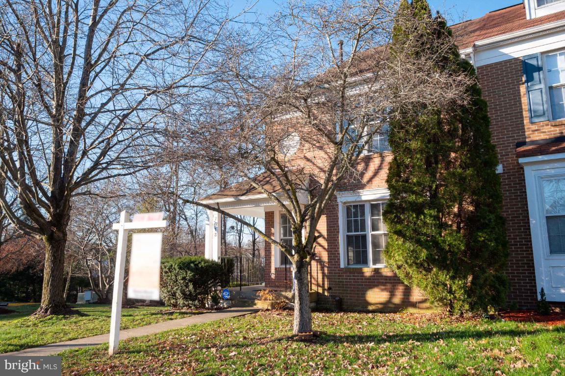 7013 Dew Drop Way Clinton, MD 20735 - Photo 2 of 36 Gallery Image 2