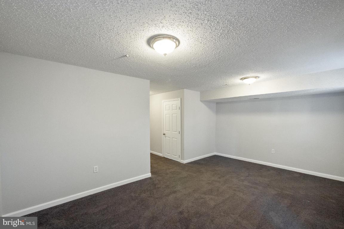 7013 Dew Drop Way Clinton, MD 20735 - Photo 28 of 36 Gallery Image 28