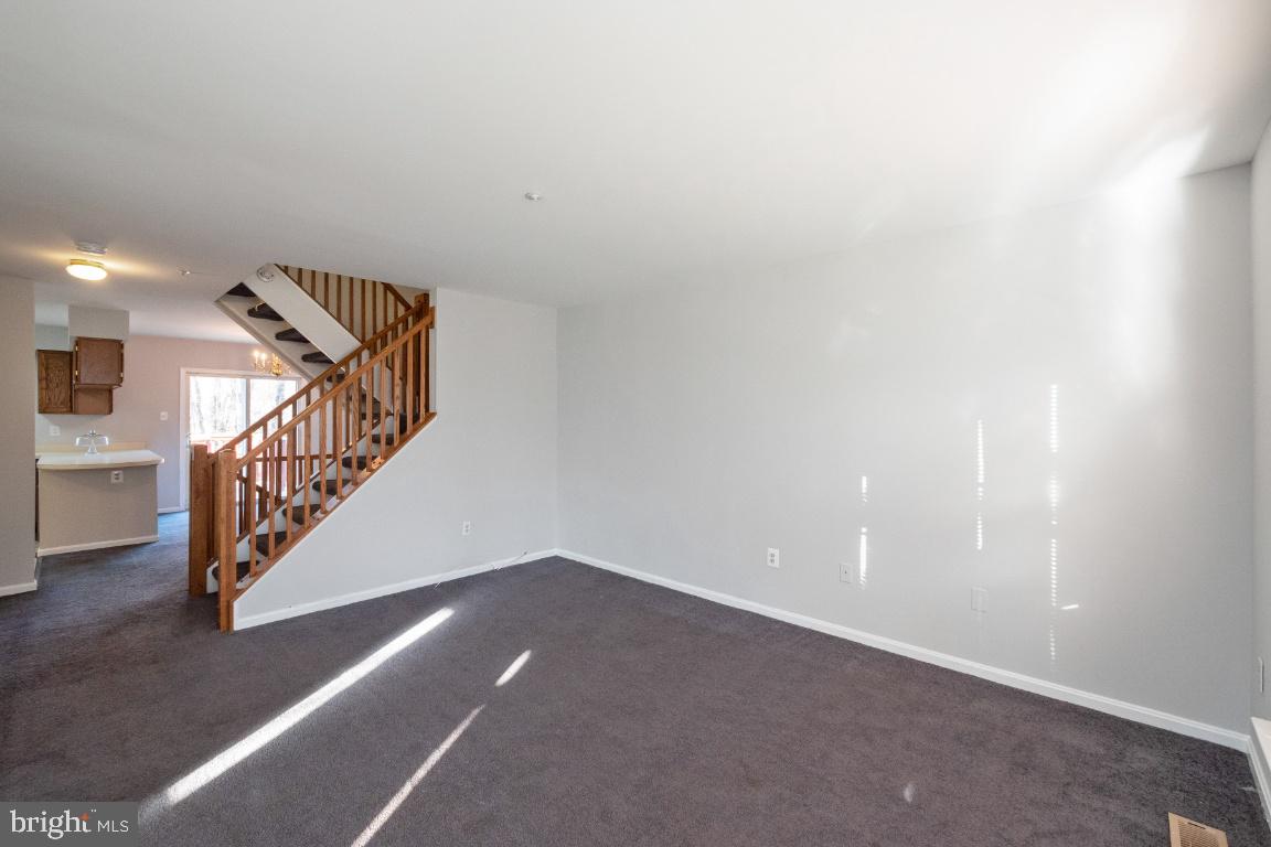 7013 Dew Drop Way Clinton, MD 20735 - Photo 5 of 36 Gallery Image 5