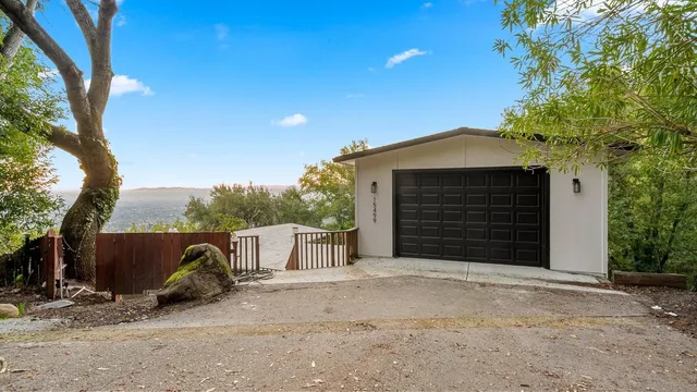 $2,898,000 | 15499 Bohlman Road, Saratoga, CA 95070