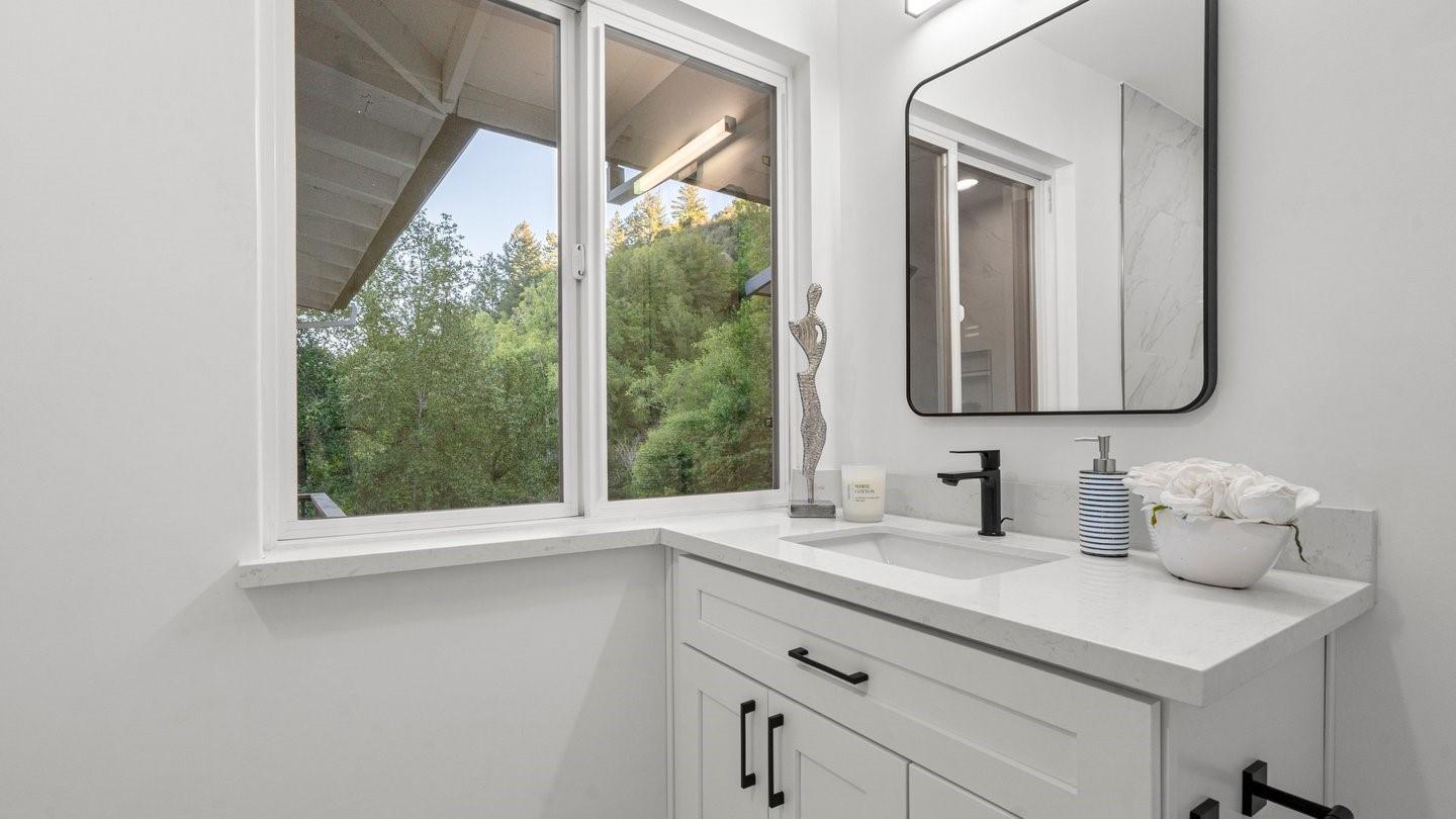 15499 Bohlman Road Saratoga, CA 95070 - Photo 21 of 45