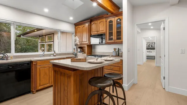 $2,898,000 | 15499 Bohlman Road, Saratoga, CA 95070