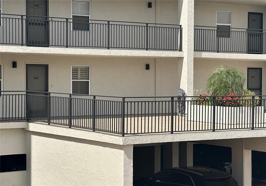 420 Beach Road, Unit 203 Sarasota, FL 34242 - Photo 54 of 91