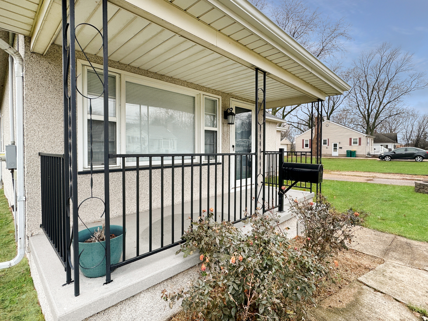 1003 Bazore Street Streator, IL 61364 - Photo 4 of 19