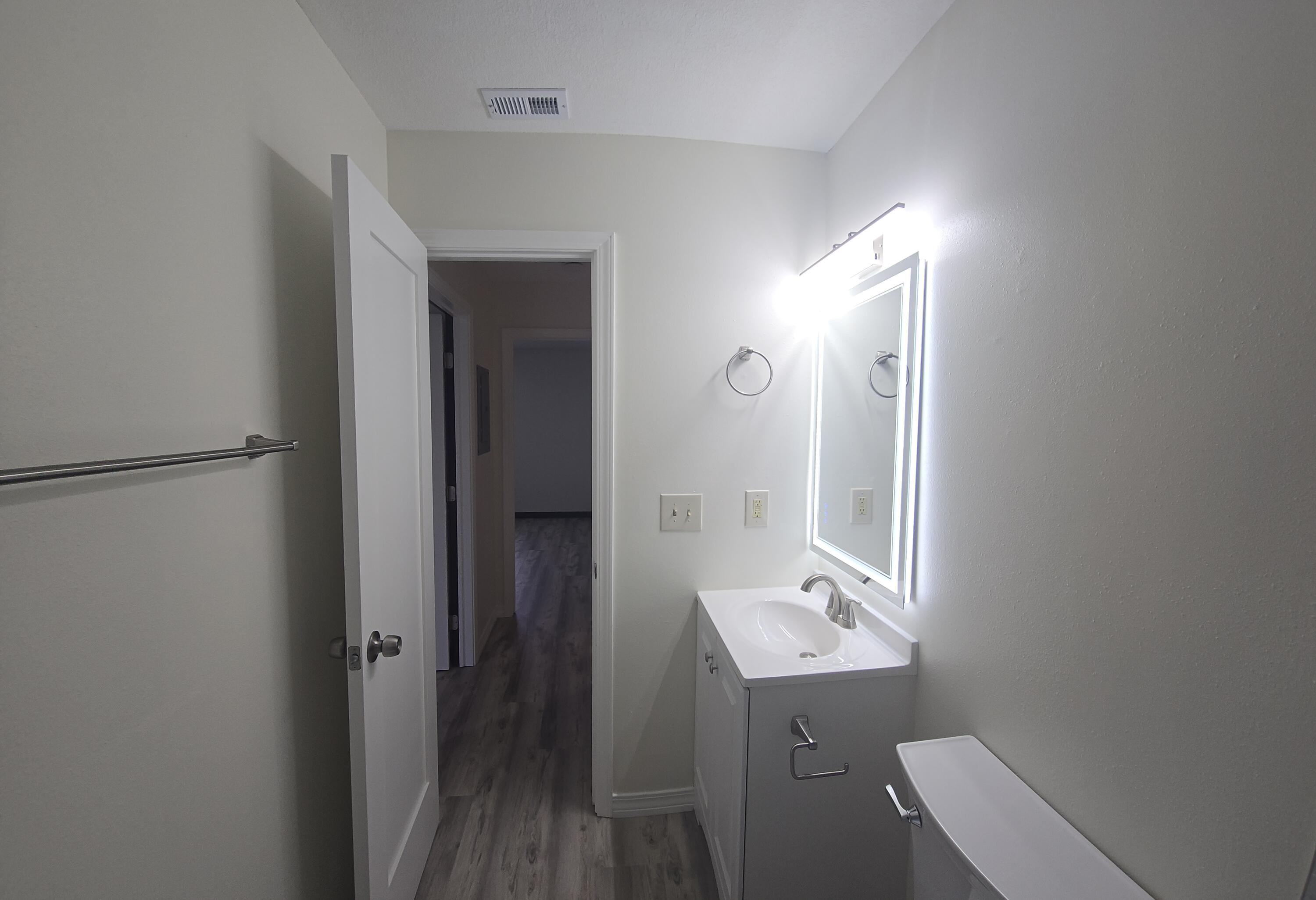 200 Davenport Road, Unit 5 Fort Walton Beach, FL 32547 - Photo 16 of 39 20261004_164759