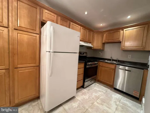 $2,490 | 8509 Temple Road, Philadelphia, PA 19150