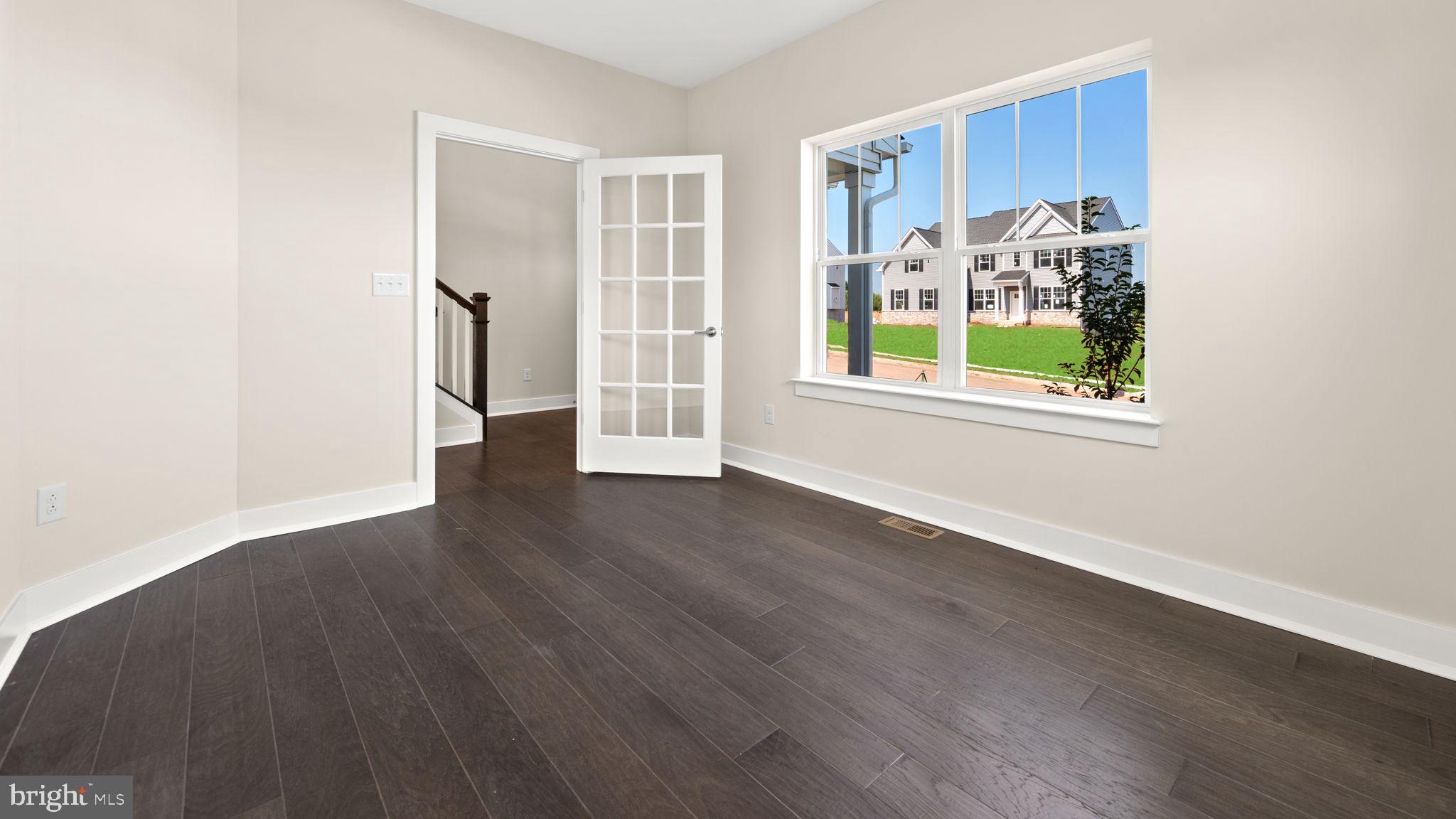 122 Violet Way Spring City, PA 19475 - Photo 4 of 16