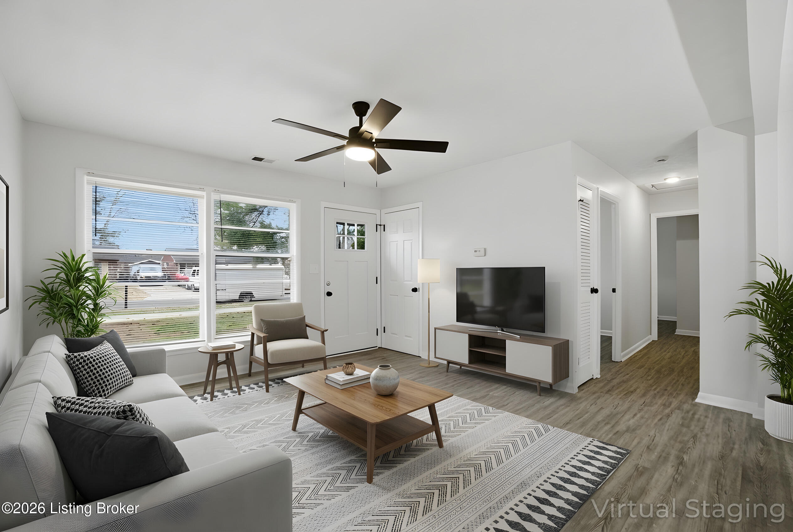 5612 Rustic Way Louisville, KY 40218 - Photo 4 of 33 living room