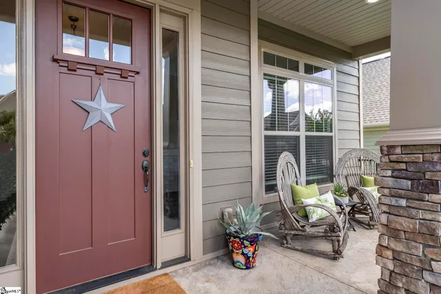 $575,000 | 104 Bold Slope Drive, Piedmont, SC 29673