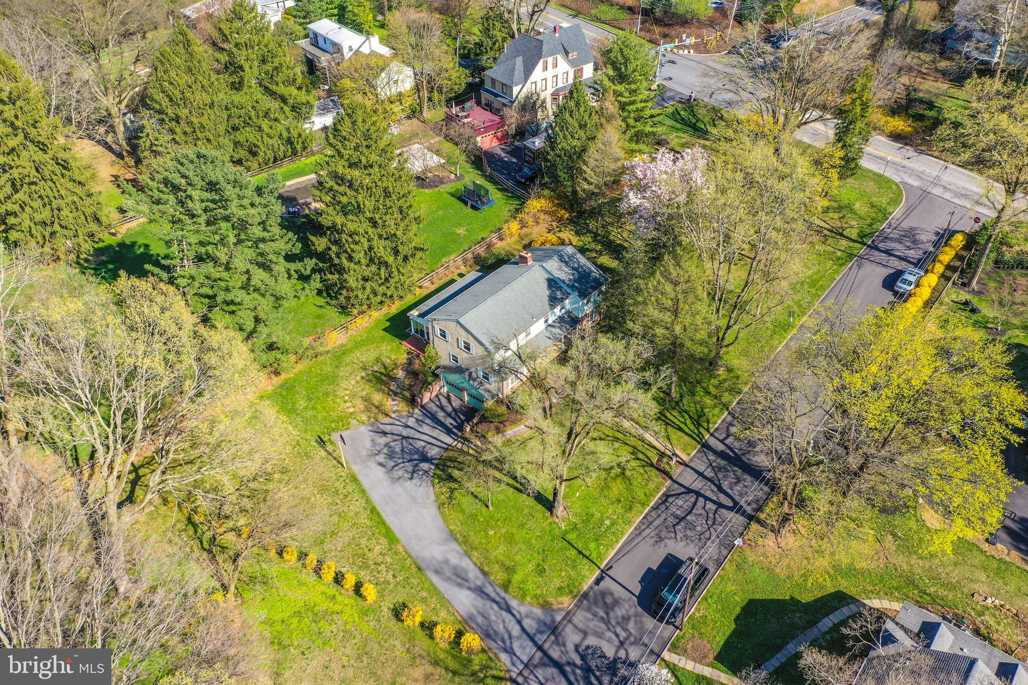 907 Ivycroft Road Wayne, PA 19087 - Photo 2 of 20