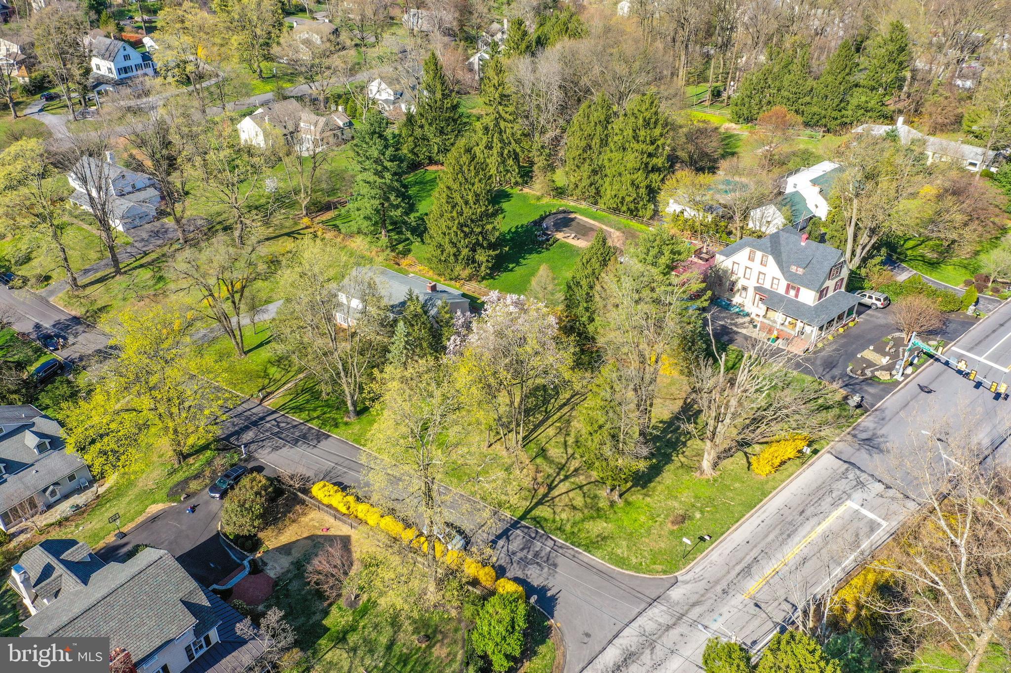 907 Ivycroft Road Wayne, PA 19087 - Photo 3 of 20