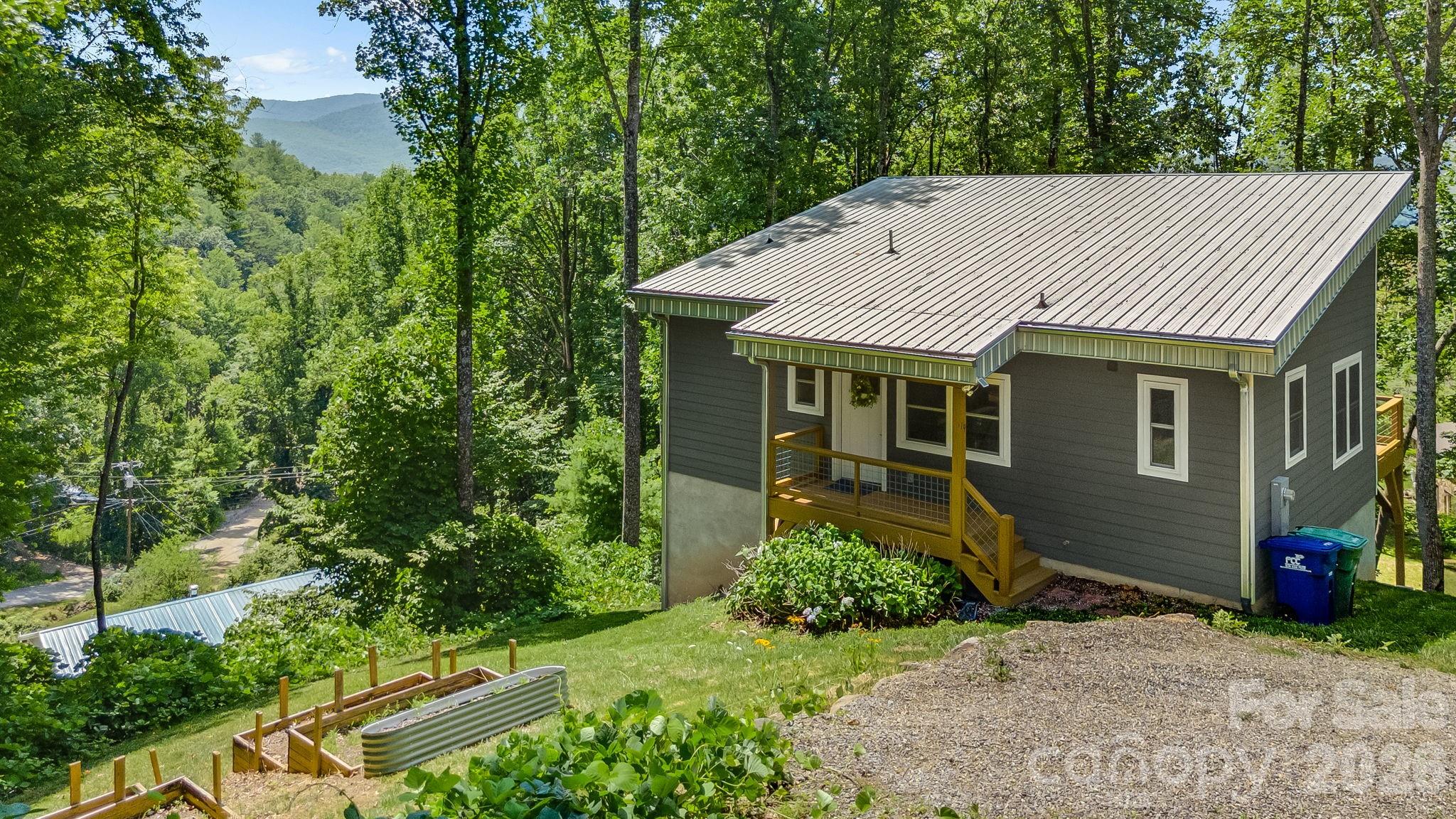 19 Sassafras Valley Road Swannanoa, NC 28778 - Photo 5 of 48