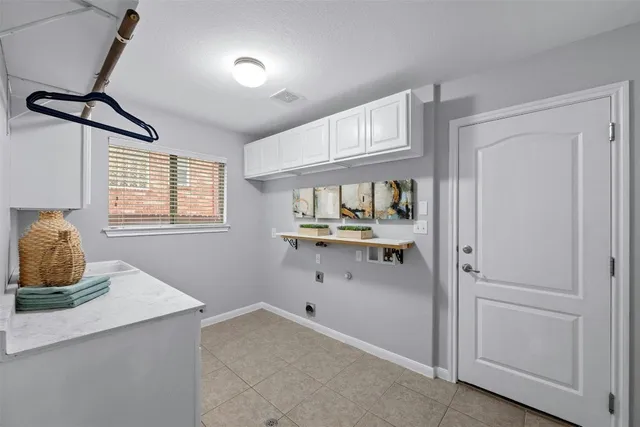 $3,750 | 166 Briarpatch Court, Austin, TX 78737