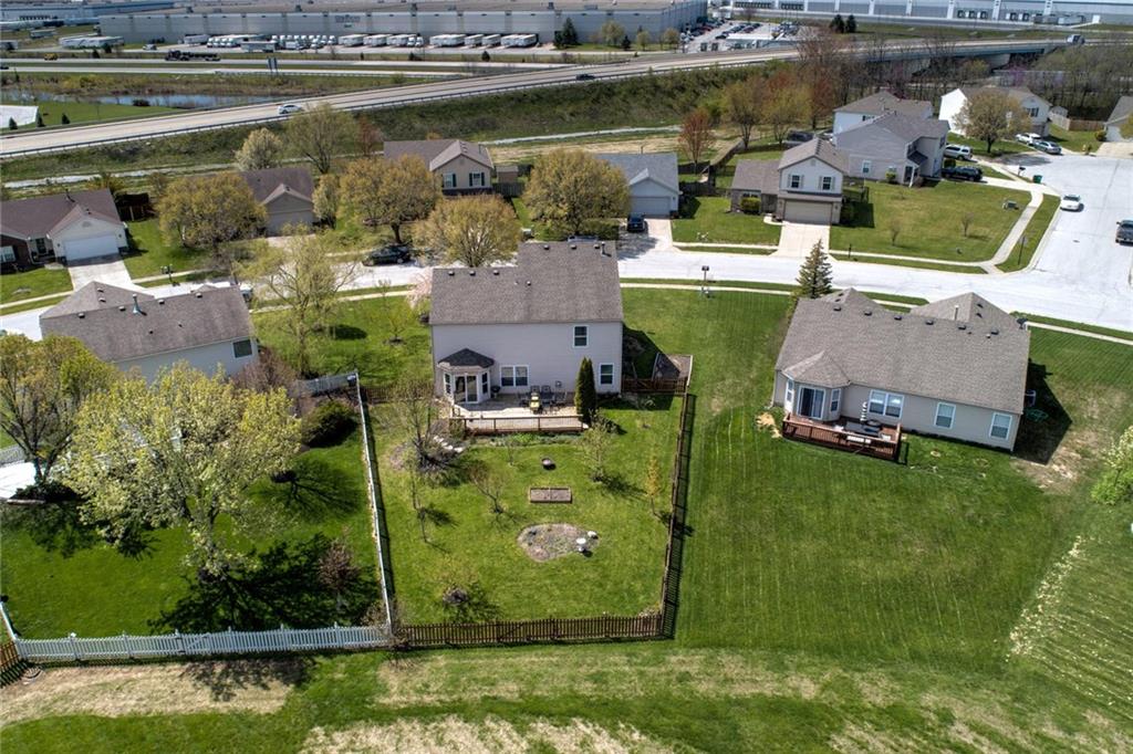 1266 Silver Ridge Lane Brownsburg, IN 46112 - Photo 41 of 43 Gallery Image 41