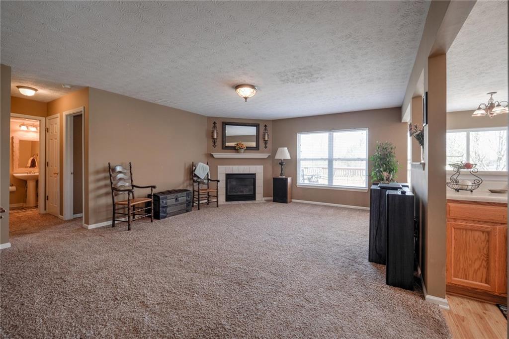 1266 Silver Ridge Lane Brownsburg, IN 46112 - Photo 8 of 43 Gallery Image 8