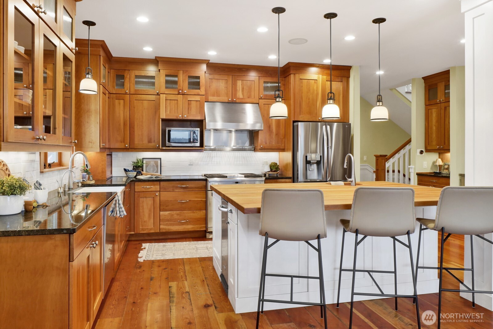 4521 Wall Street Bellingham, WA 98229 - Photo 11 of 40