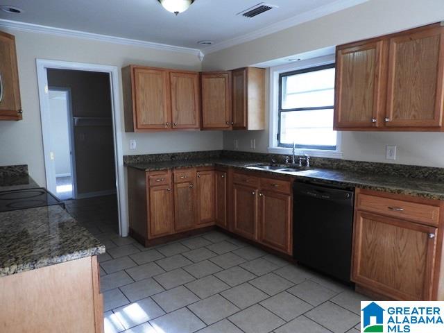 317 Sun Valley Road Birmingham, AL 35215 - Photo 13 of 44